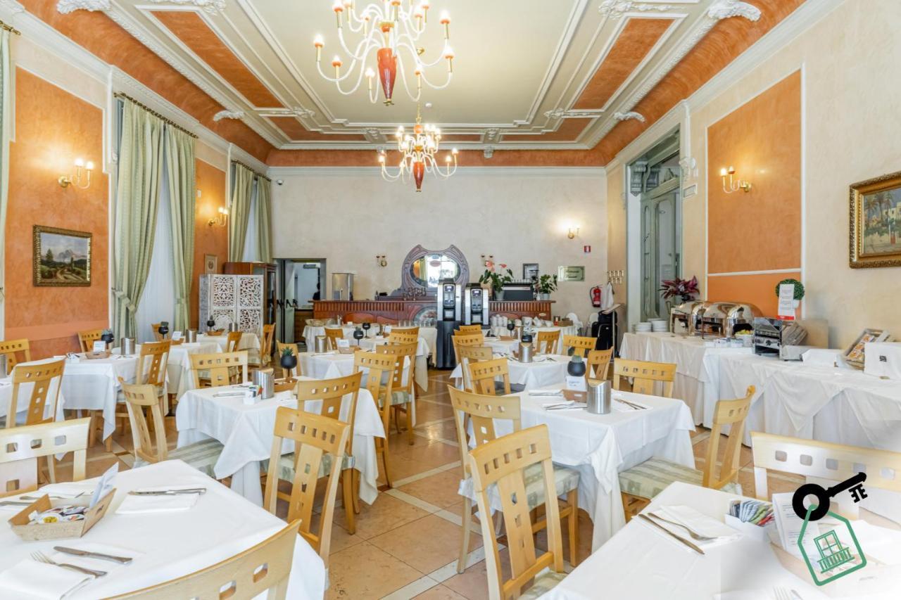 Hotel Rooms Lago Maggiore 베르바니아 외부 사진