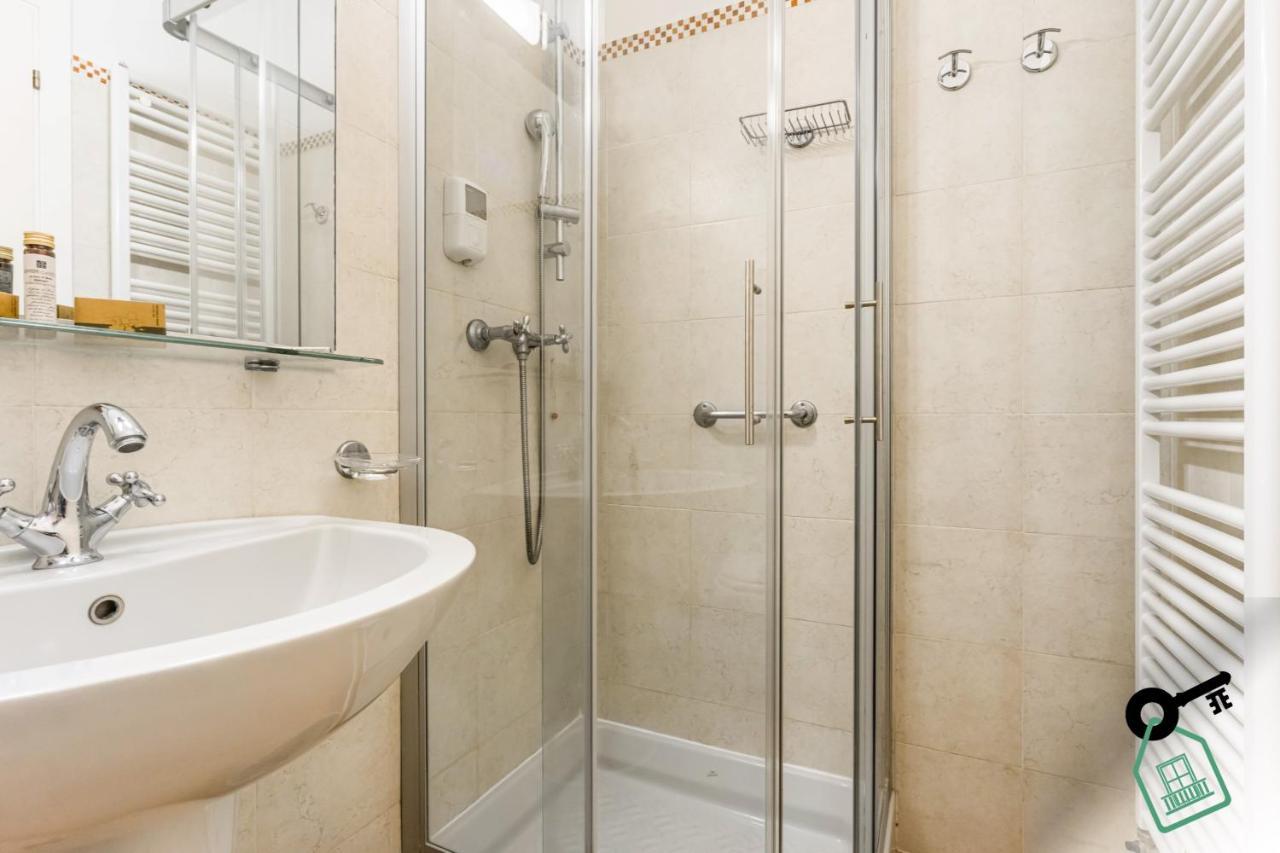 Hotel Rooms Lago Maggiore 베르바니아 외부 사진